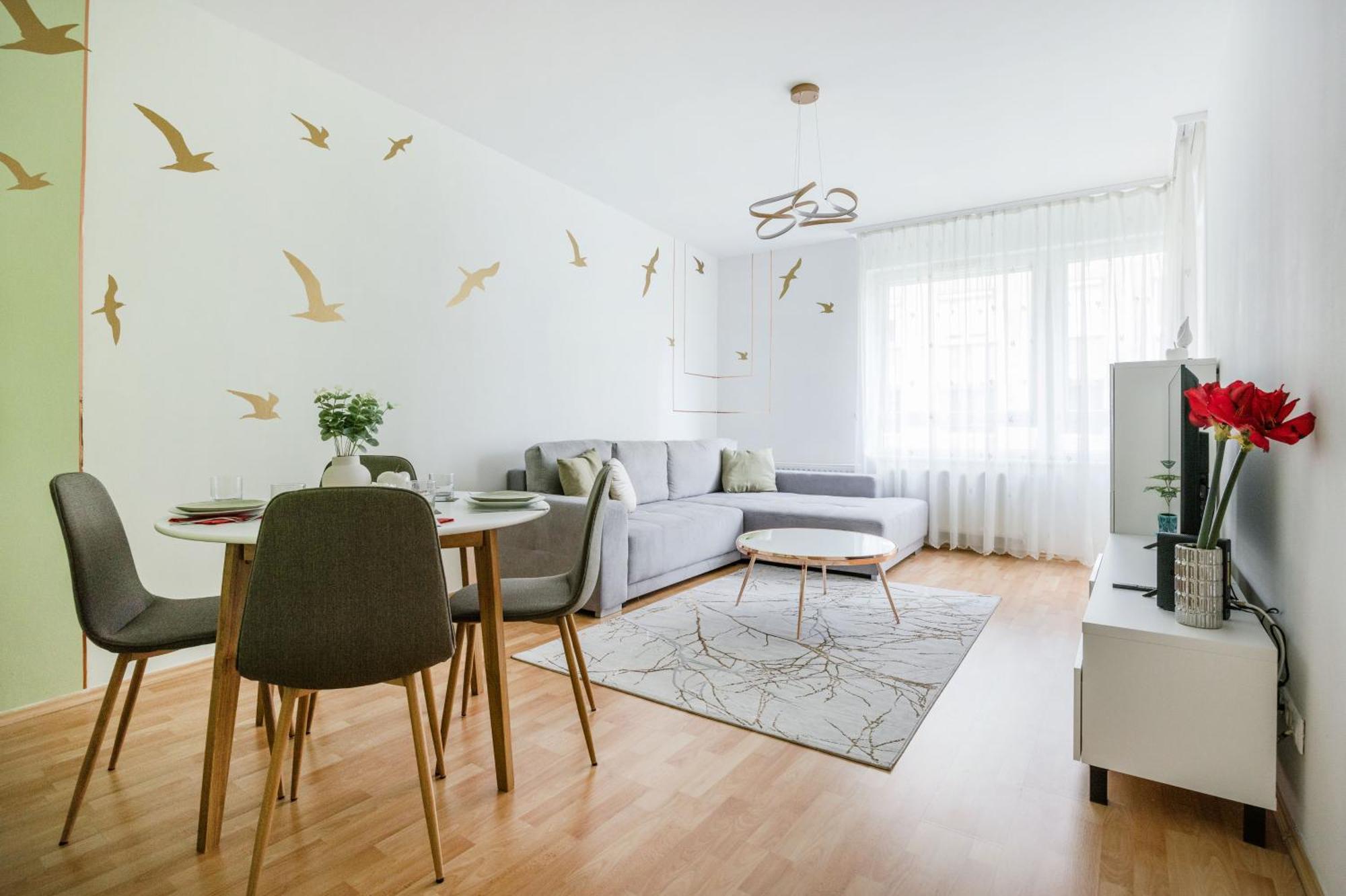 Modern Two-Bedroom Apartment With Free Parking 布达佩斯 外观 照片